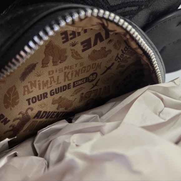 Loungefly Disney Parks Safari Minnie Mouse Animal Kingdom Backpack - Picture 8 of 10